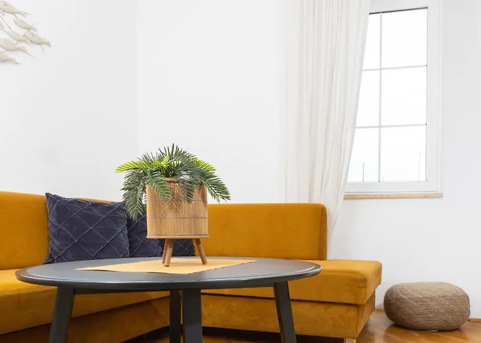 Porthouse Apartments