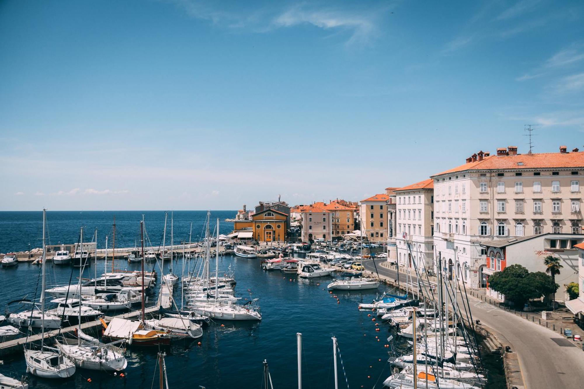 Porthouse Pirano